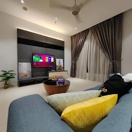 Mont Kiara Main Street Walking Distance Suwnay 163 1 Bedroom Balcony 1-3Pax